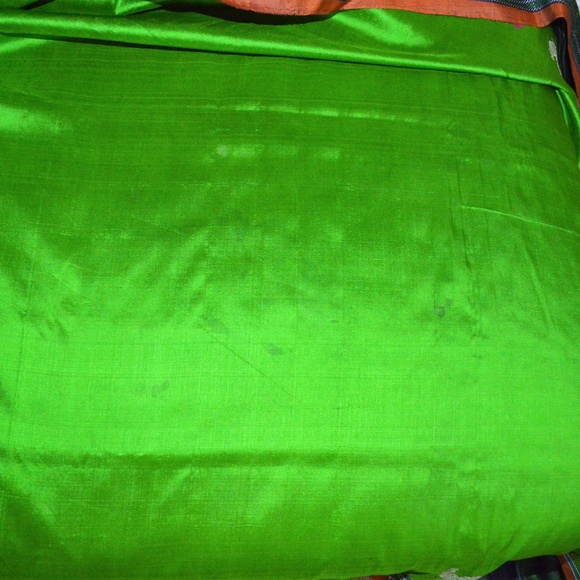 *** PRETTY GREEN KANJEEVARAM PURE SILK  SARI PEACOCK MOTIFS + FREE GIFT* - Picture 5 of 9